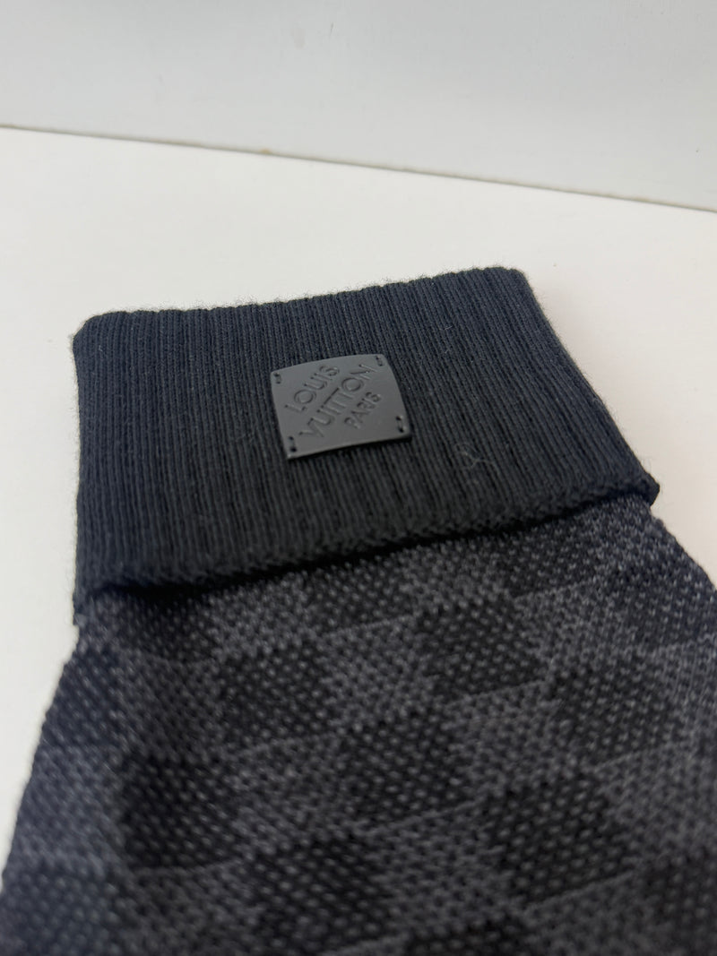 Damier Graphite damier gloves wool Black