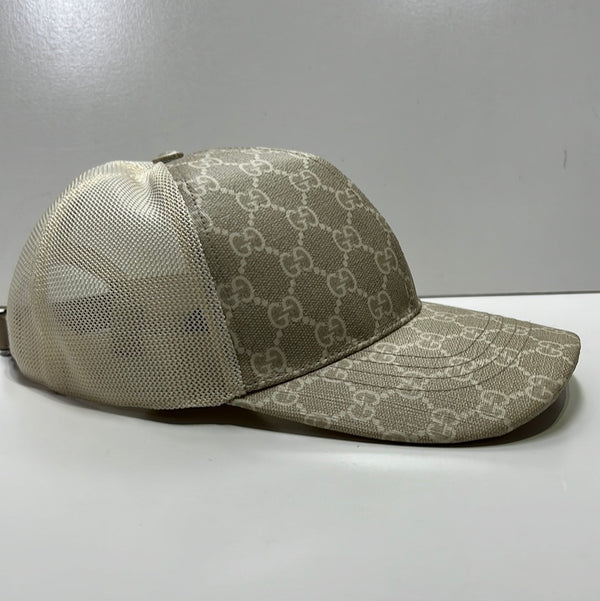 GG monogram rare limited cap cream