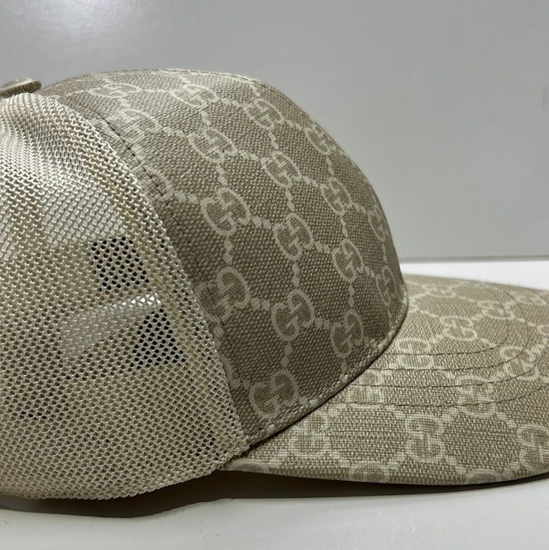 GG monogram rare limited cap cream