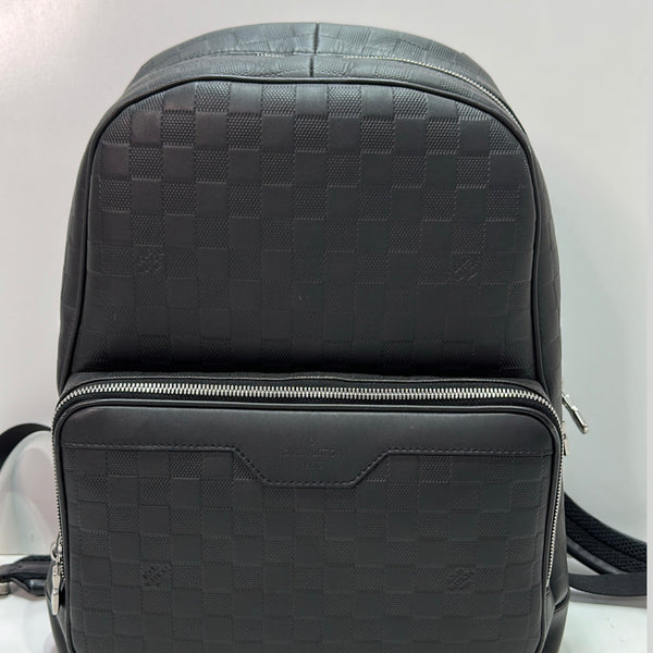 louis vuitton backpack michael replica Damier Graphite Canvas Bag Black The michael backpack is a sleek Louis Vuitton Damier Infini Michael
