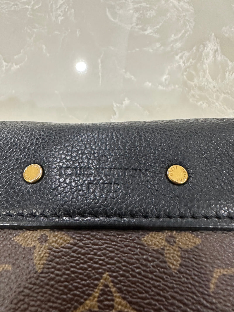 LV Palas Chain Shoulder bag