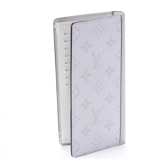 LOUIS VUITTON  Taigarama Brazza Wallet