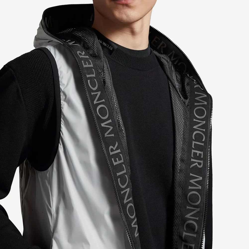 Moncler Pakito Gilet – Rareclozet
