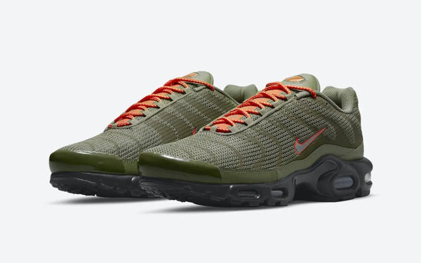 Nike Air Max Plus Opts for an Olive Reflection 13US